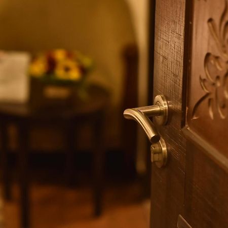 Casa Broadway-A Boutique Hotel 콜카타 외부 사진