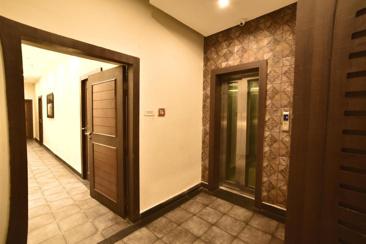 Casa Broadway-A Boutique Hotel 콜카타 외부 사진