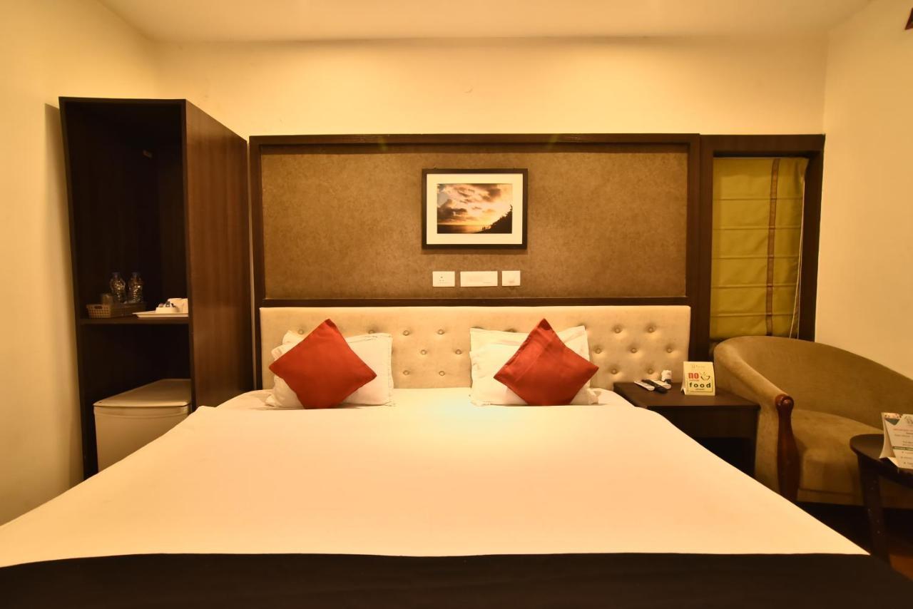 Casa Broadway-A Boutique Hotel 콜카타 외부 사진