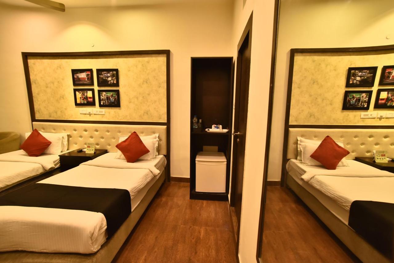 Casa Broadway-A Boutique Hotel 콜카타 외부 사진