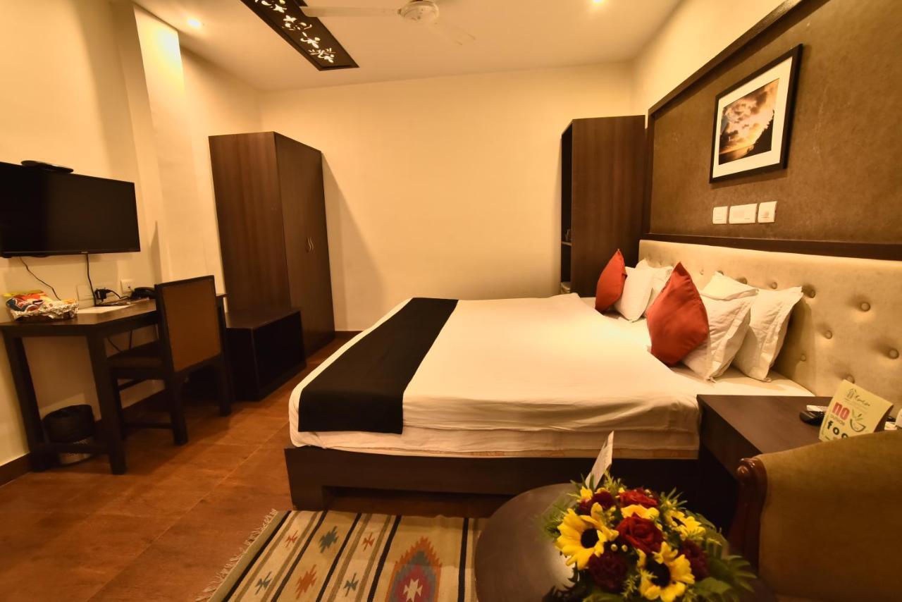 Casa Broadway-A Boutique Hotel 콜카타 외부 사진