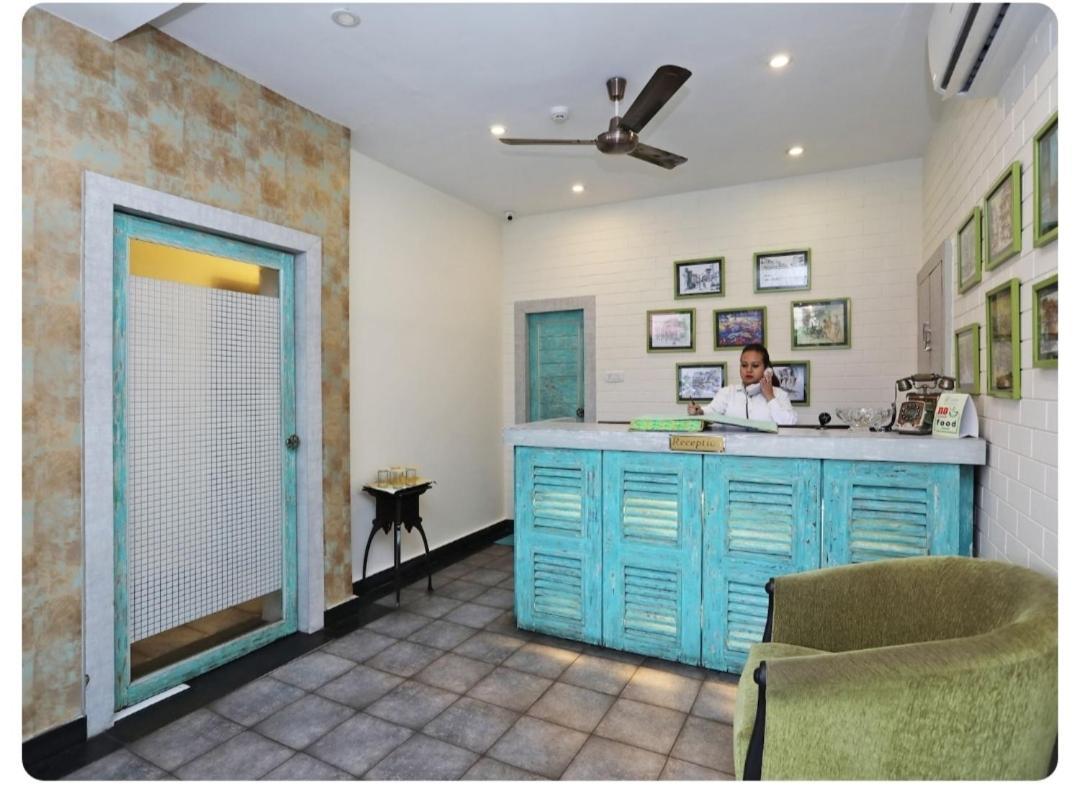 Casa Broadway-A Boutique Hotel 콜카타 외부 사진